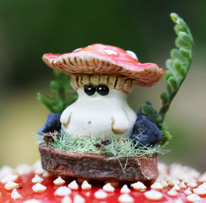 Miniature Buttons the Quiet mushroom - Collectible Figurine