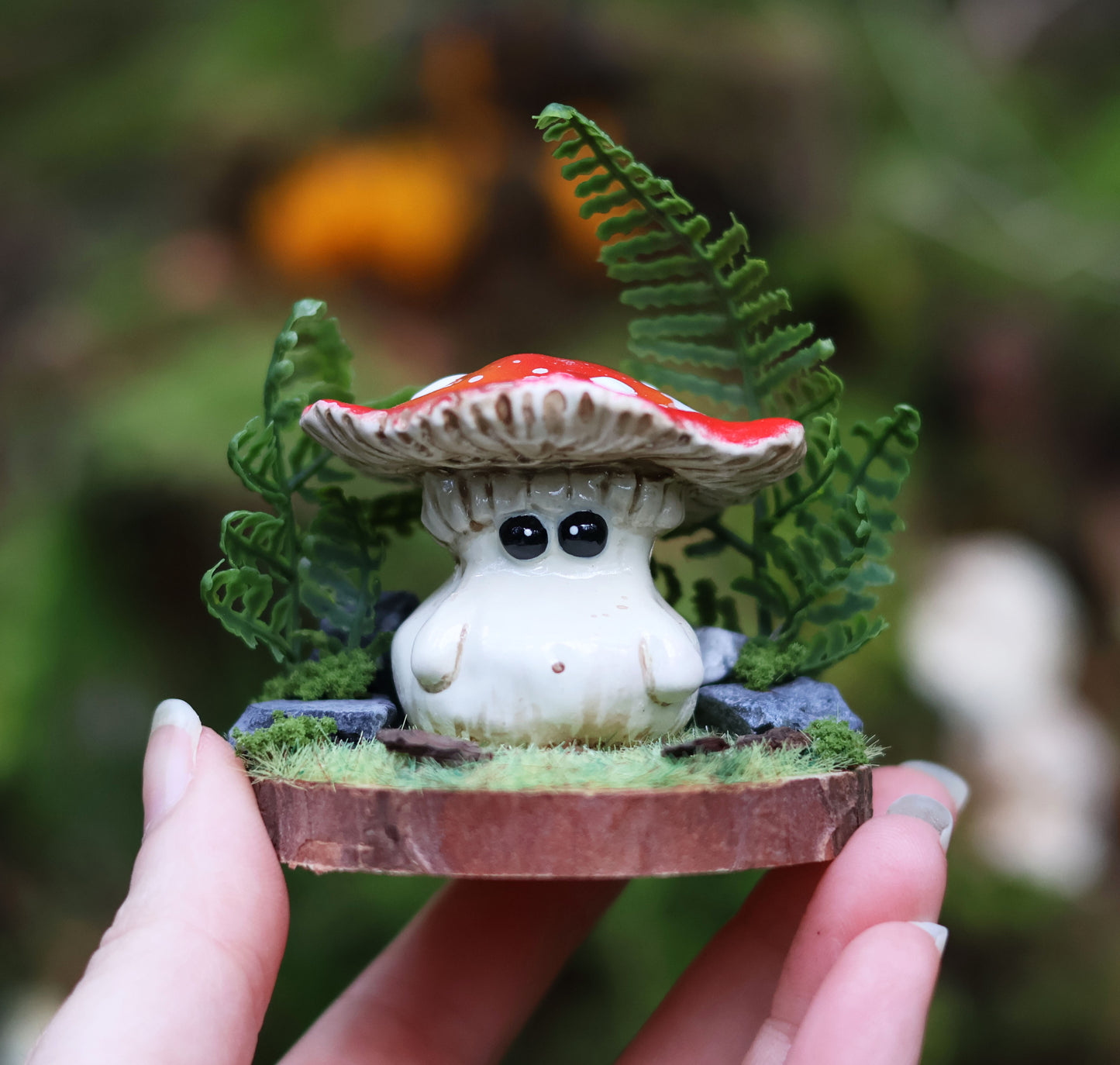 Buttons the Quiet mushroom - Collectible Figurine
